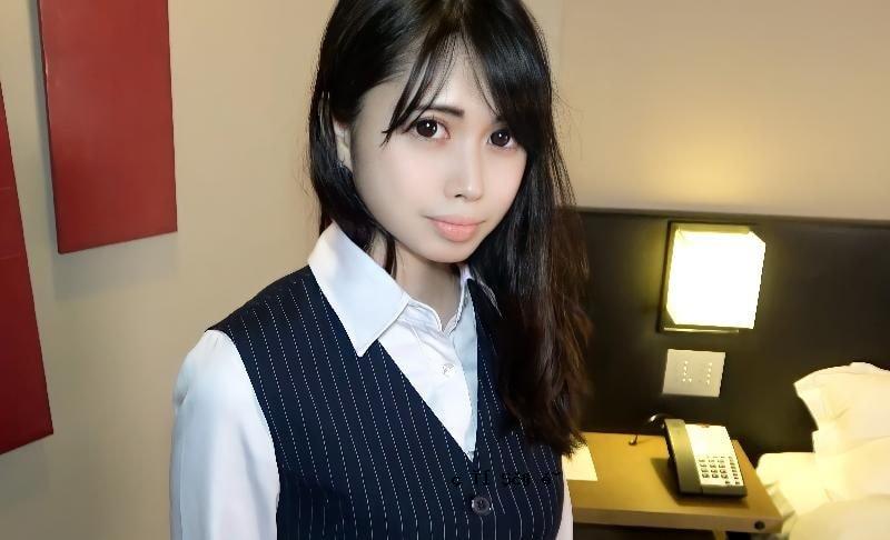 当前热门话题的警察局工作的美丽美女